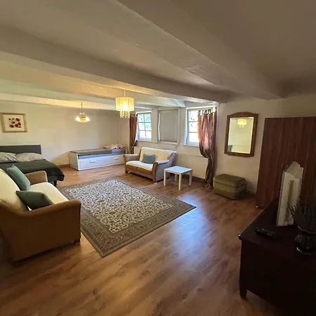 Appartement Historic Timber House